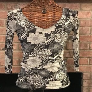 CAbi Long- Sleeved Floral Top